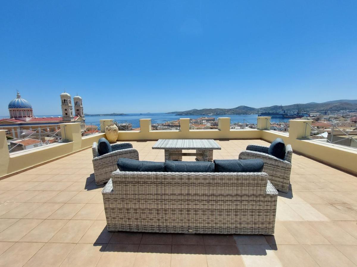 Hermes Penthouse 에르무폴리 외부 사진